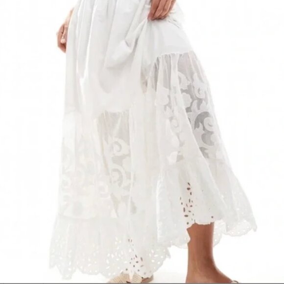 Abercrombie & Fitch Elevated Embroidered Maxi Skirt White Size Small - Picture 1 of 3